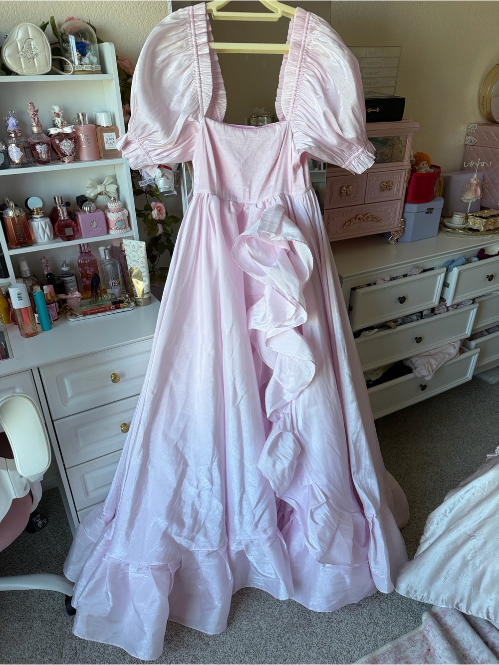 Selkie Pale Pink Ruffled High-Low Puff Sleeve Gown - Picture 2 of 6